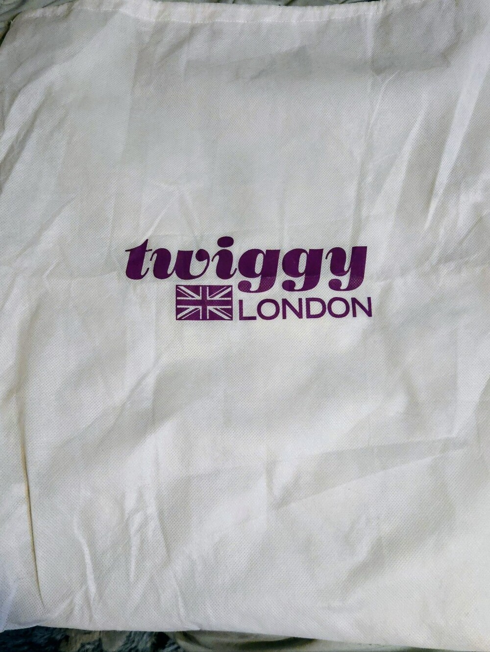 "Twiggy London" Dust Bag